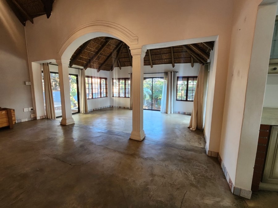 5 Bedroom Property for Sale in Cashan North West